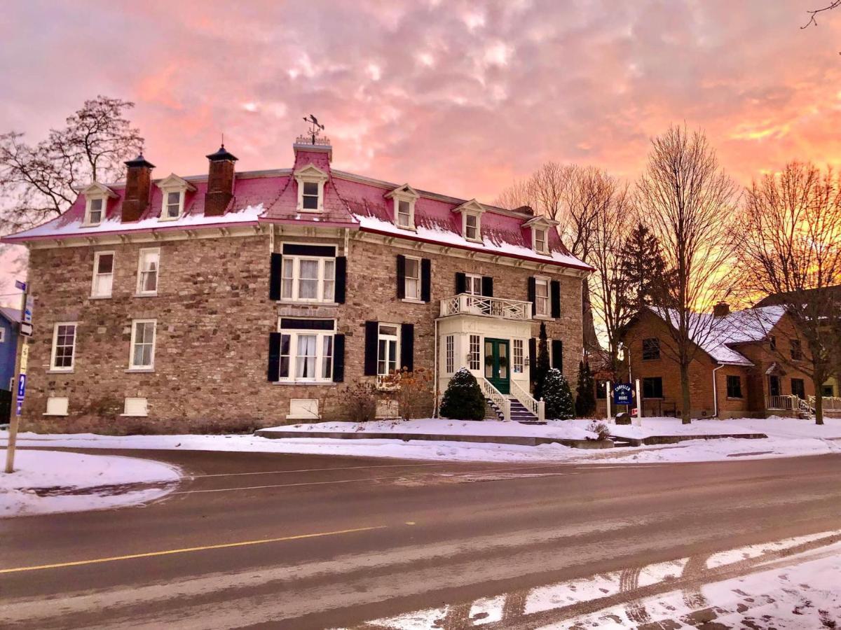 Bed and Breakfast Chrysler House Gananoque Zewnętrze zdjęcie